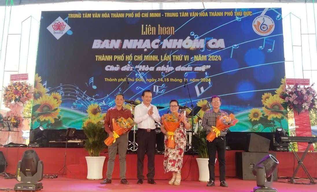 Khai mạc Liên hoan Ban nhạc nhóm ca TPHCM lần thứ VI