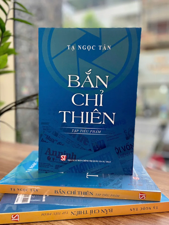 &#8216;Bắn chỉ thiên&#8217; – Tấm gương phản chiếu xã hội từ một người thầy của làng báo