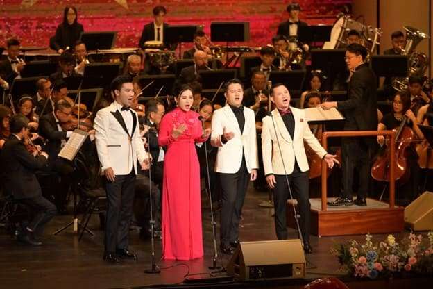 Gala ROXMei ‘Đẹp và Chất’ – Dấu ấn 29 năm và khởi đầu một kỷ nguyên mới của ROX Group