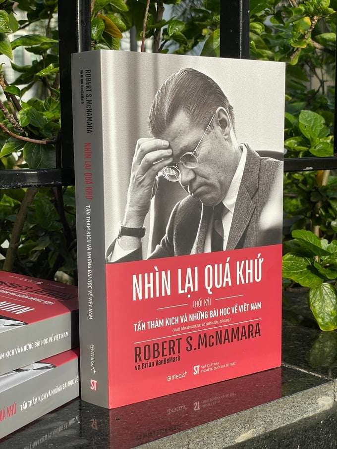 ‘Nhìn lại quá khứ’: Sự thật không né tránh và bài học không được quên