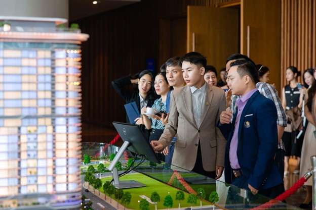Lễ ra mắt chính thức dự án biểu tượng kế bên Cầu Rồng – The Legend Danang