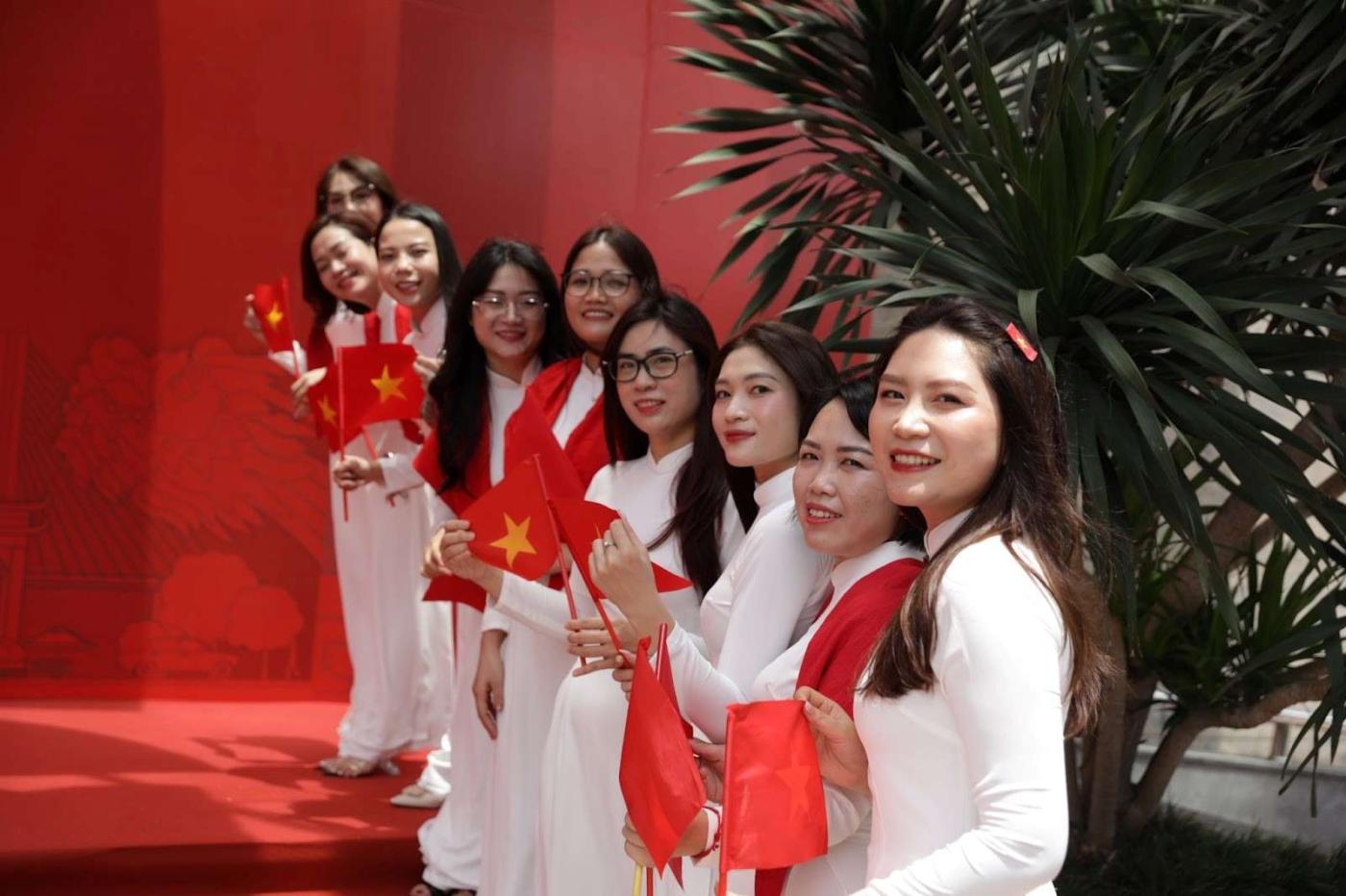 Điểm “check-in yêu nước” cực hot trên đường Nguyễn Chí Thanh